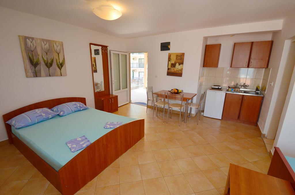 Apartments Scorpio Kotor Quarto foto
