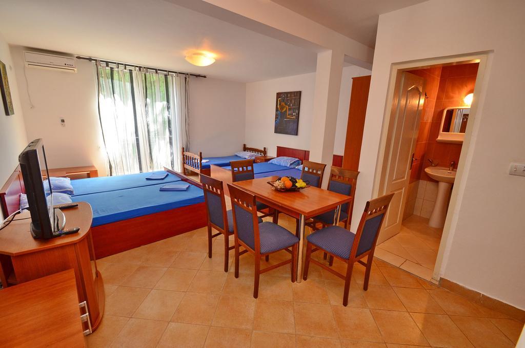 Apartments Scorpio Kotor Quarto foto